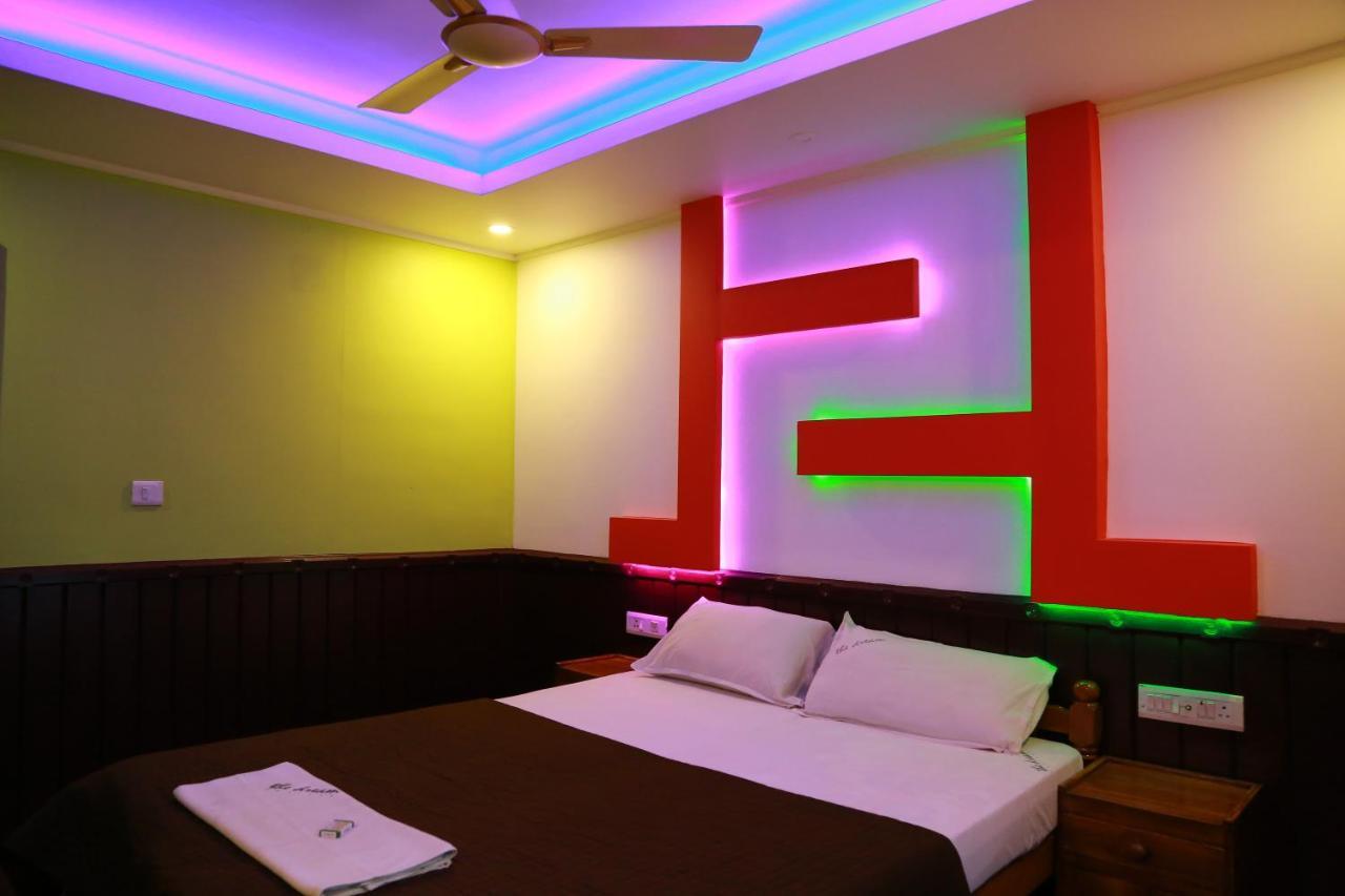 Cosy Premium Houseboats Hotel Alappuzha Buitenkant foto