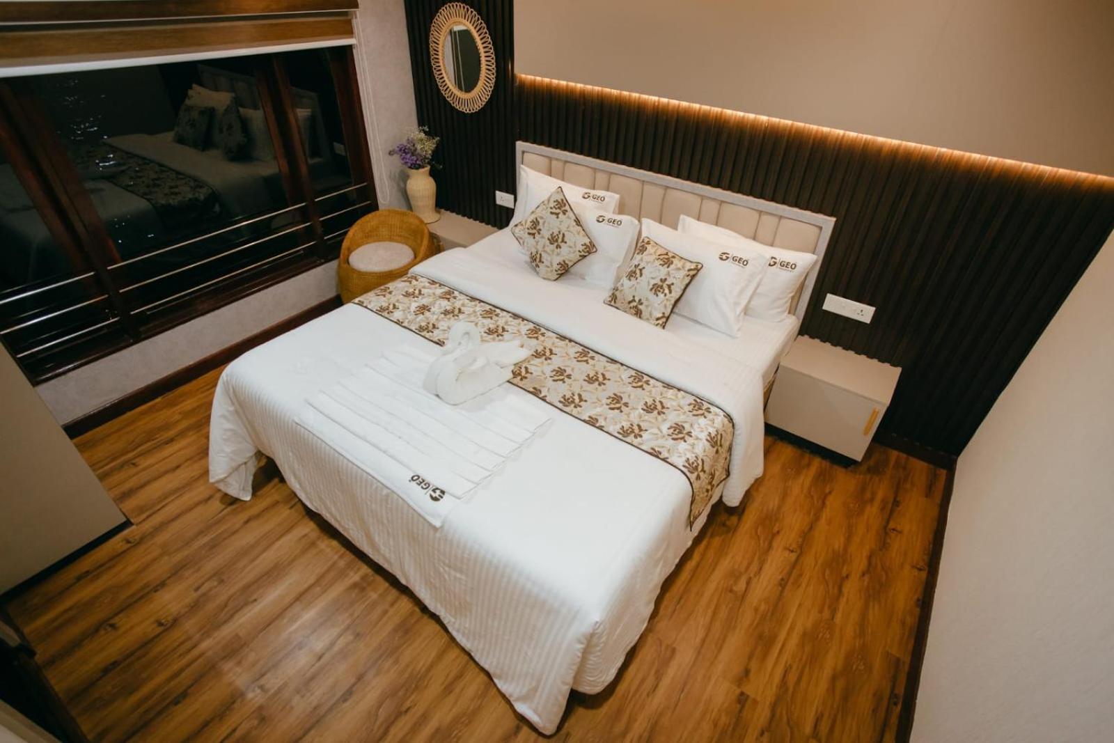Cosy Premium Houseboats Hotel Alappuzha Buitenkant foto