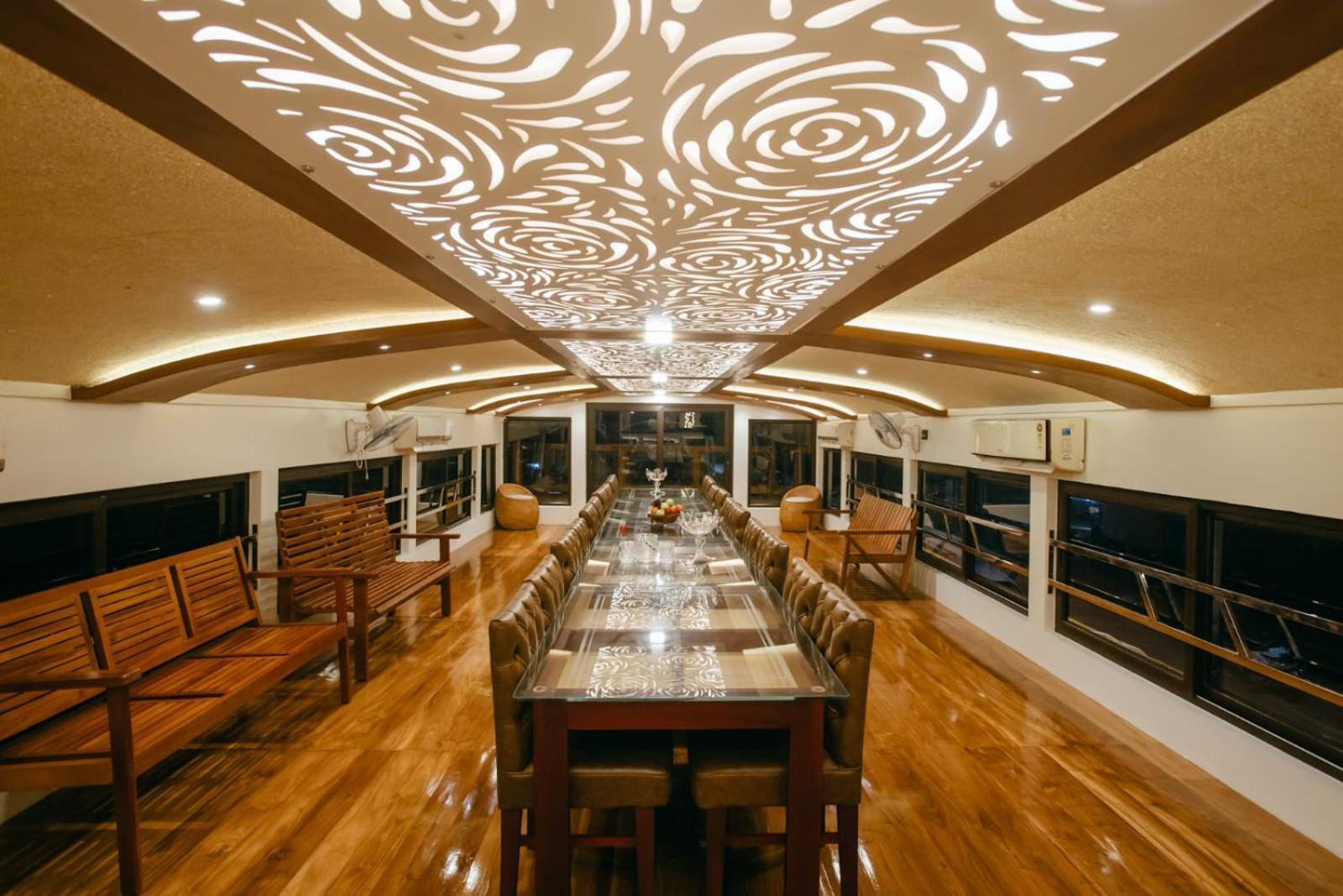 Cosy Premium Houseboats Hotel Alappuzha Buitenkant foto
