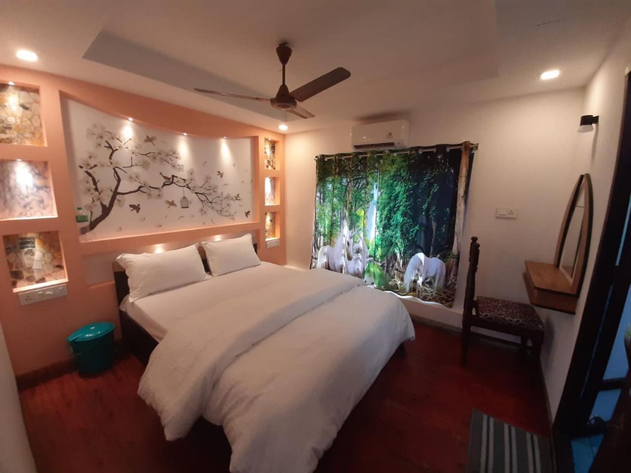 Cosy Premium Houseboats Hotel Alappuzha Buitenkant foto