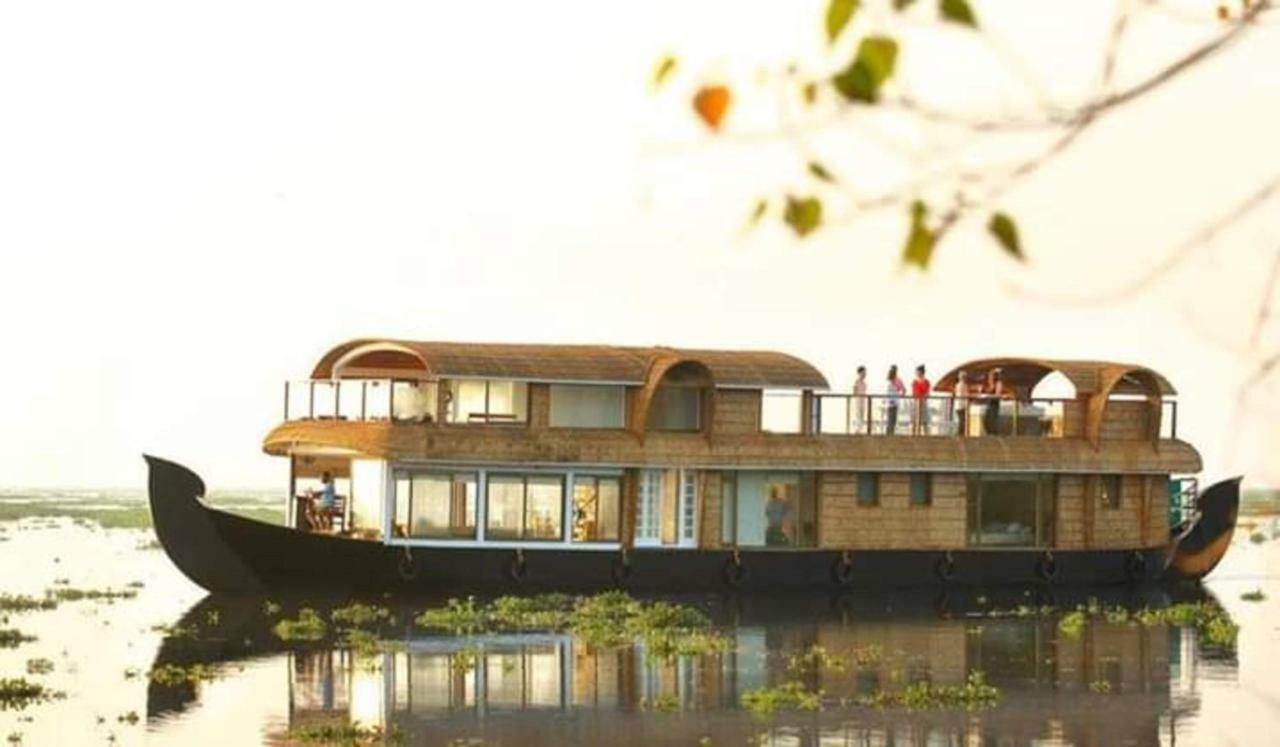 Cosy Premium Houseboats Hotel Alappuzha Buitenkant foto