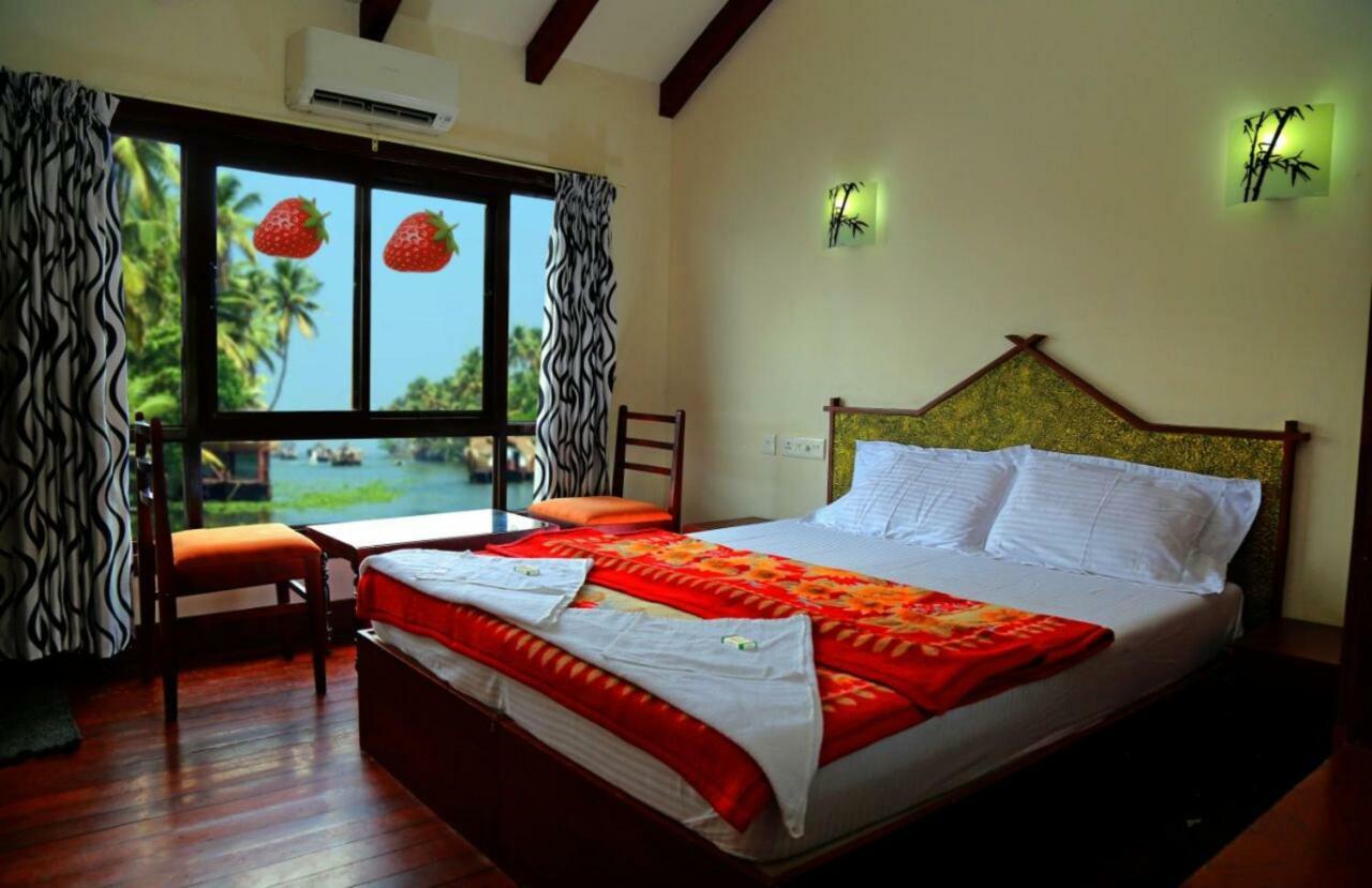 Cosy Premium Houseboats Hotel Alappuzha Buitenkant foto