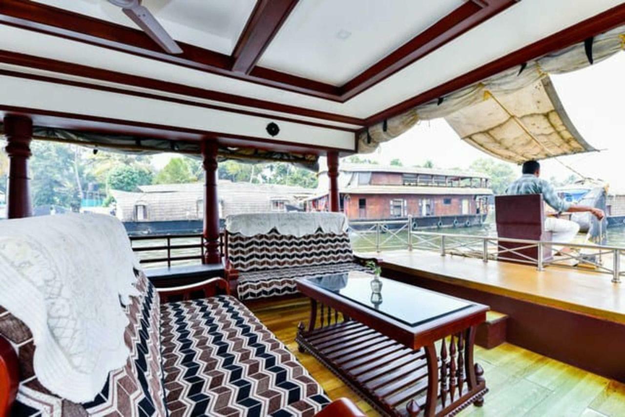 Cosy Premium Houseboats Hotel Alappuzha Buitenkant foto