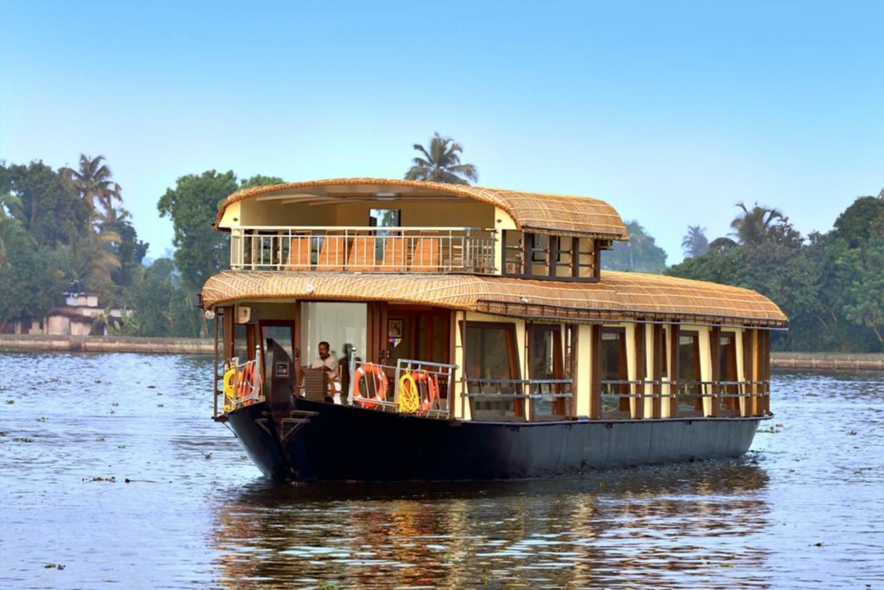 Cosy Premium Houseboats Hotel Alappuzha Buitenkant foto